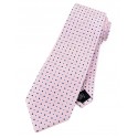 Cravate rose pâle et motifs carrés bleus et noirs