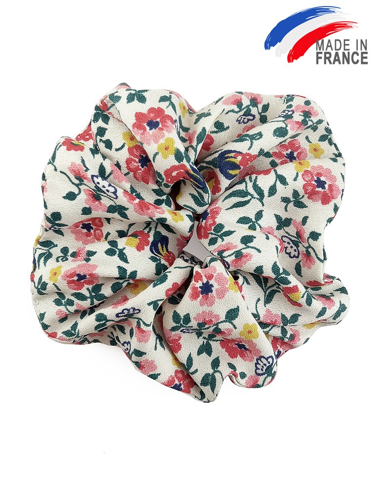 Chouchou en crinoline avec fleurs brodées